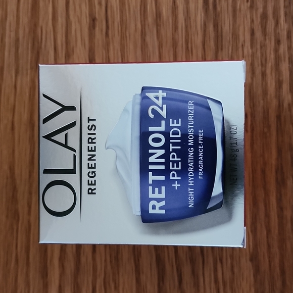 OLAY REGENERIST RETINOL 24 +PEPTIDE - Picture 1 of 3